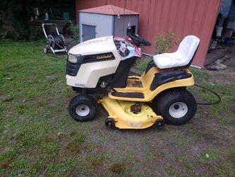 Cub Cadet Lawn Mower 52