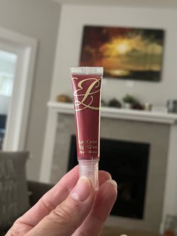 New Estée Lauder High Shine Lip Gloss in Stolen Kisses
