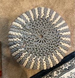 Pouf