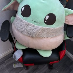 Plushy Baby Yoda 