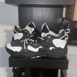 james harden basketball shoes worn once size 13