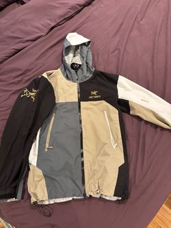 Arcteryx X Beams Windbreaker