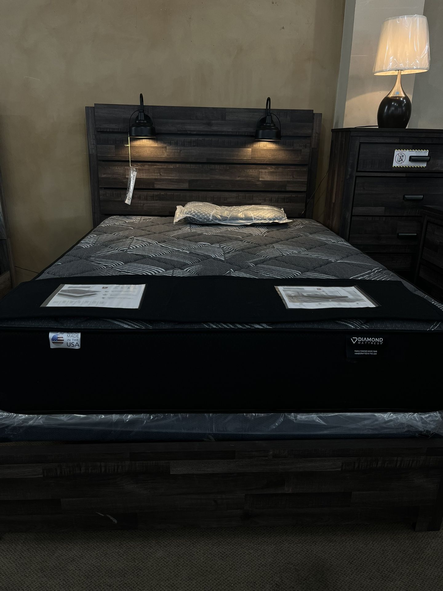 4pc Bedroom Set