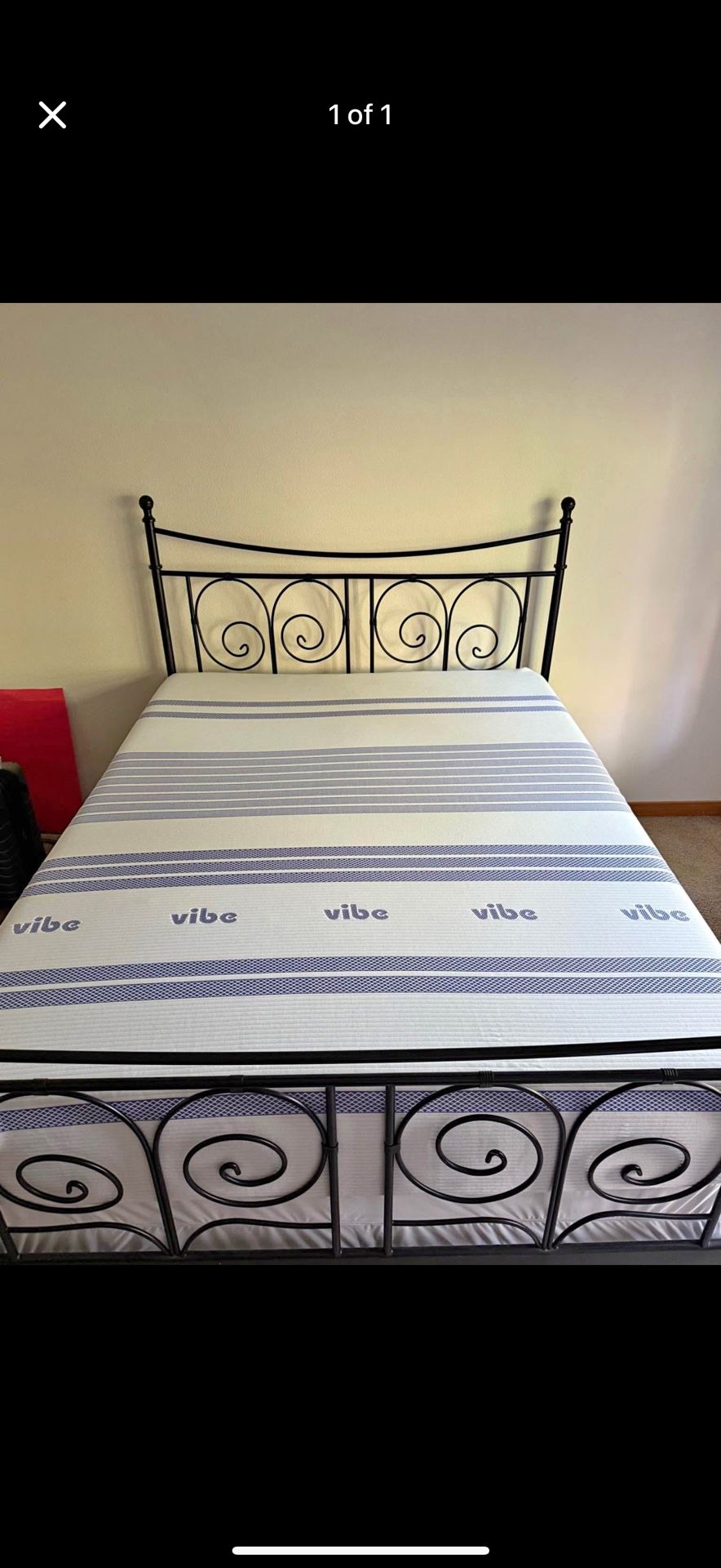 Full Bed Frame /full Mattress 