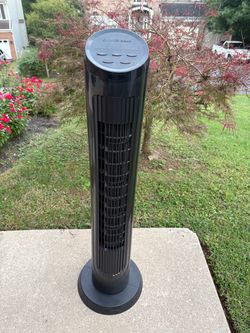 Tower floor fan. Works perfectly. Great quality and brand.