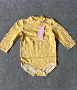 Gymboree Giraffe Print Long Sleeve Bodysuit (size 6-12)