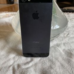 I PHONE FIVE FOR PARTS