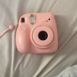 Polaroid Camera (pink)