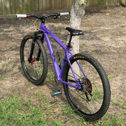 2018 Trek Marlin Mountain Bike - Large Frame, Upgraded Components