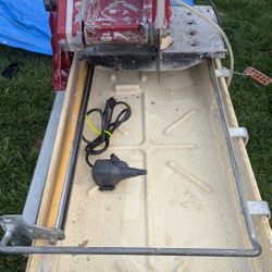 MK-101 Tile Saw Will Throw In A Stand