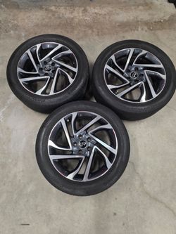 Infiniti q30 wheels and tire