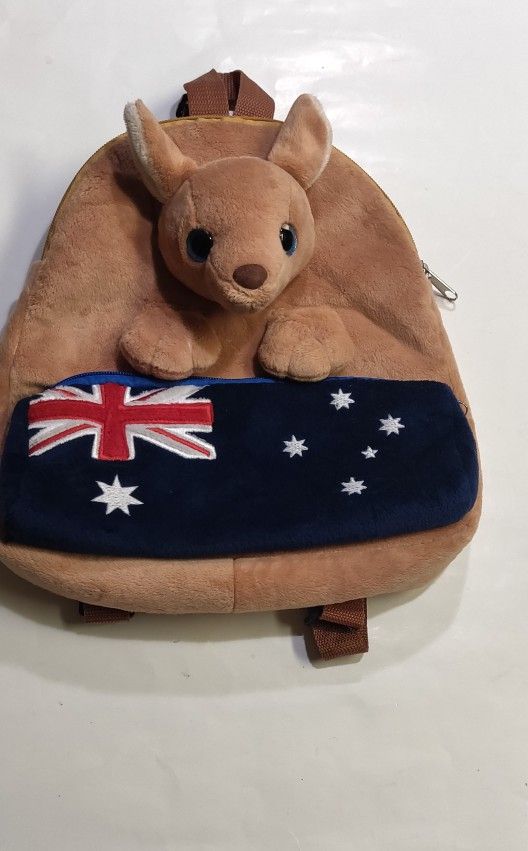 Kids Australia Kangaroo Backpack USED GREAT CONDITION