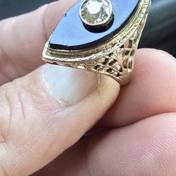 Art Deco (1920's) Antique white gold ring.