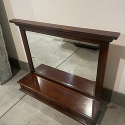 Dresser/Vanity Mirror with Drawers
