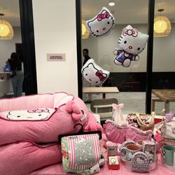 Hello kitty Stuff
