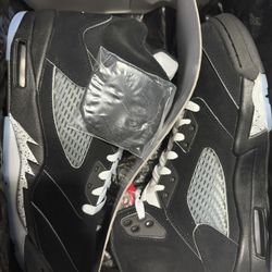 Jordan 5 Black Matallic Reimagined 