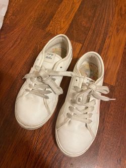 Girls White Billabong shoes