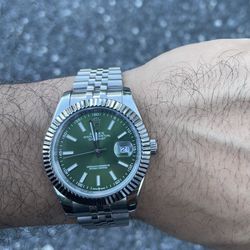 Green Sub Watch 