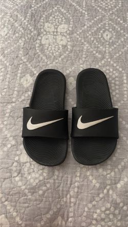 Boys Nike Slides