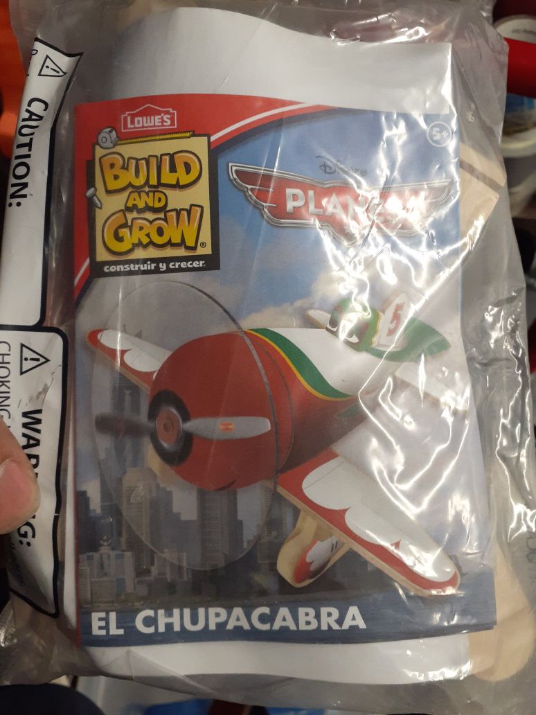 PDisney Pixar Planes El Chupacabra #5 Plane Mexican Racer