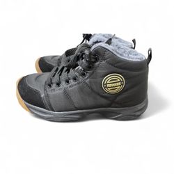 Mens black and grey hiking/snow boots size 8.5/9