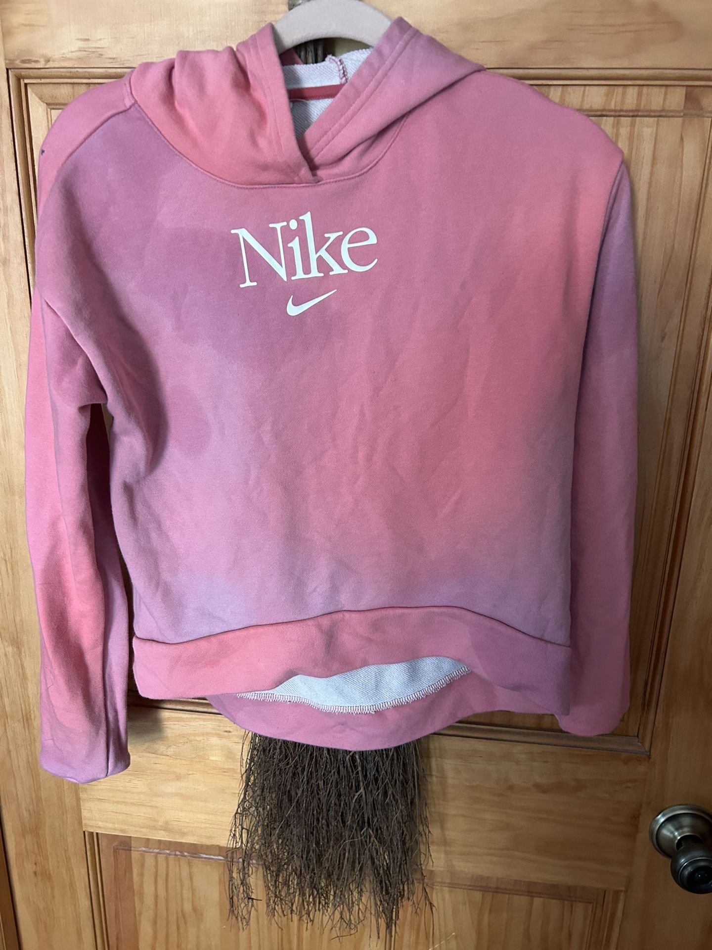 Nike Sportswear Big Kids' (Girls Large - Pink/White) Pullover Hoodie DJ5824