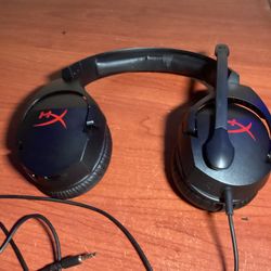 Used gaming headphones