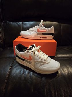 Air Max Sz 11.5 