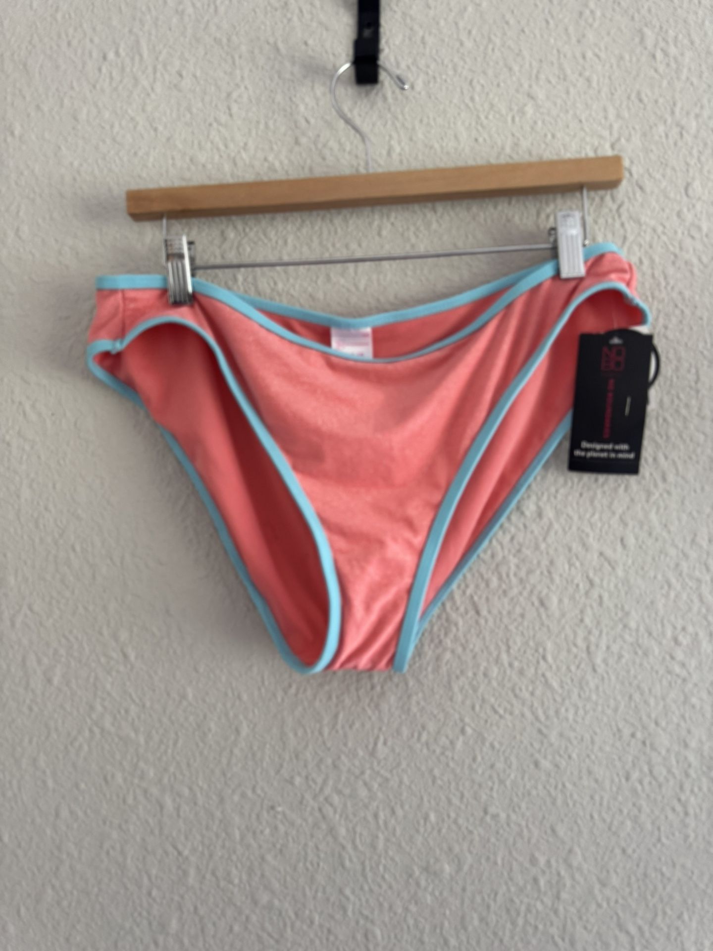 New with tags bikini bottoms