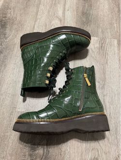 MICHAEL KORS Women's Haskell Crocodile Embossed Leather Bootie Shoes US 6.5 Green