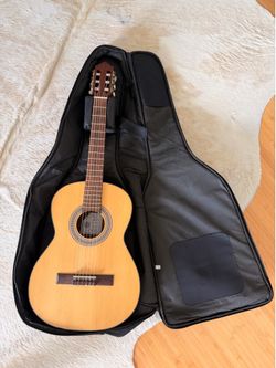 Pro Arte modell GC-75M II Guitar