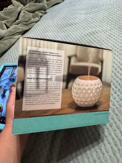 HoMedics Bolero Diffuser with Essential Oils