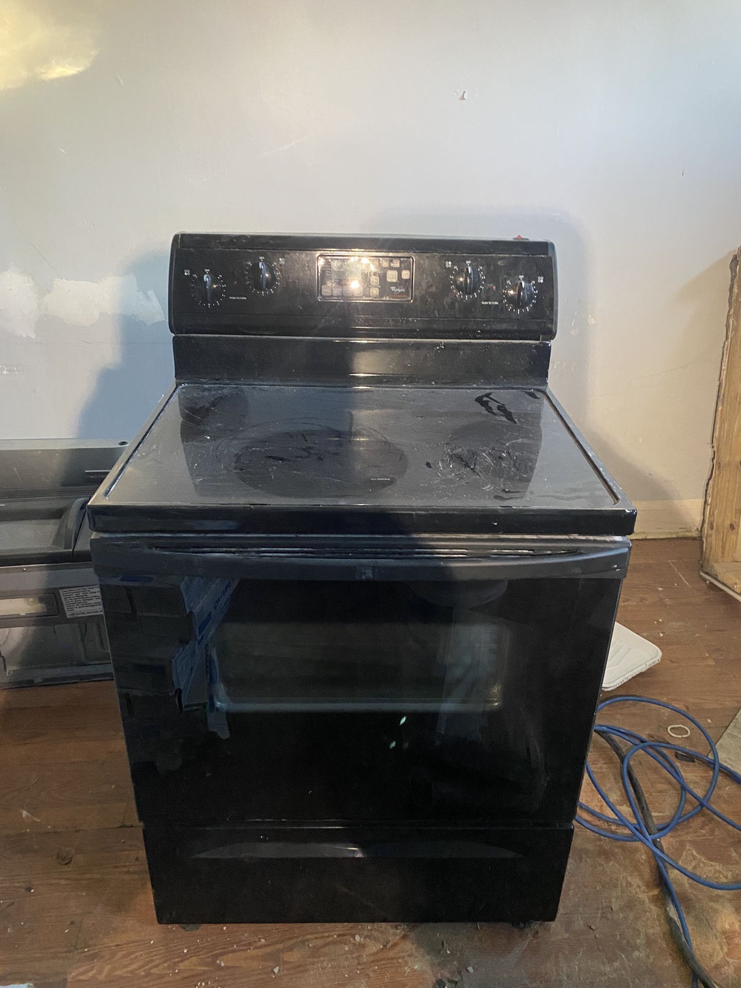 Electric Whirlpool Stove 