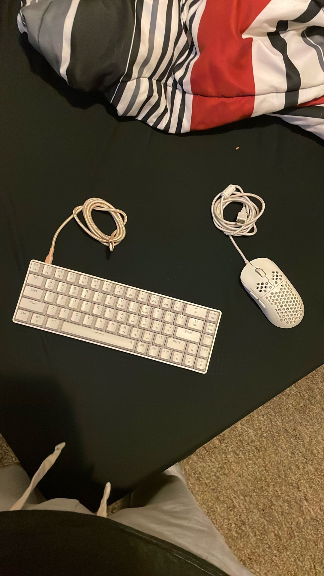MECHANICAL KEYBOARD AND HONEYCOMB MOUSE