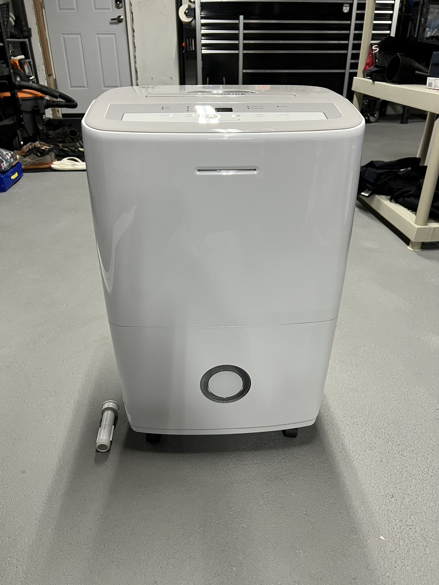 FFAD7033R1 Frigidaire 70 Pint Capacity Dehumidifier