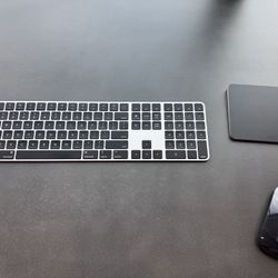 Apple Magic Keyboard + Trackpad + Mouse (Lightning Models) – Clean Setup