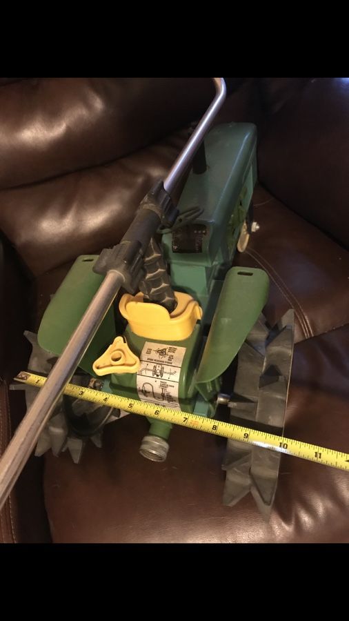 $100ANTIQUE JOHN DEERE YARD WATER SPRINKLER!!!