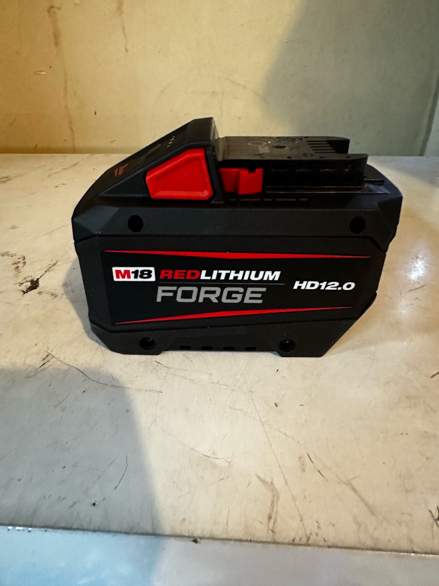 New Milwaukee m18 red lithium forge HD 12.0. Try before you buy. Pick up only.