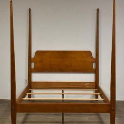 Ethan Allen Four Post Full-Sized Maple Bed