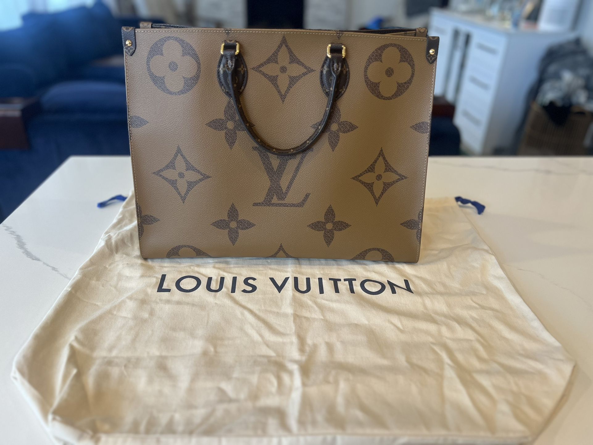 Louis Vuitton On The Go Reverse Monogram