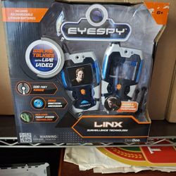 NEW UNOPENED EYESPY WALKIE TALKIES