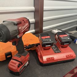 Milwaukee M18 FUEL Impact Wrench Kit – Batteries & Charger Included