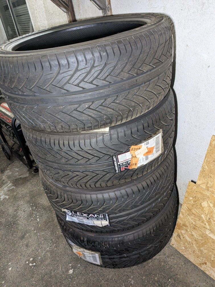 Lexani LX Thirty 305/35R24