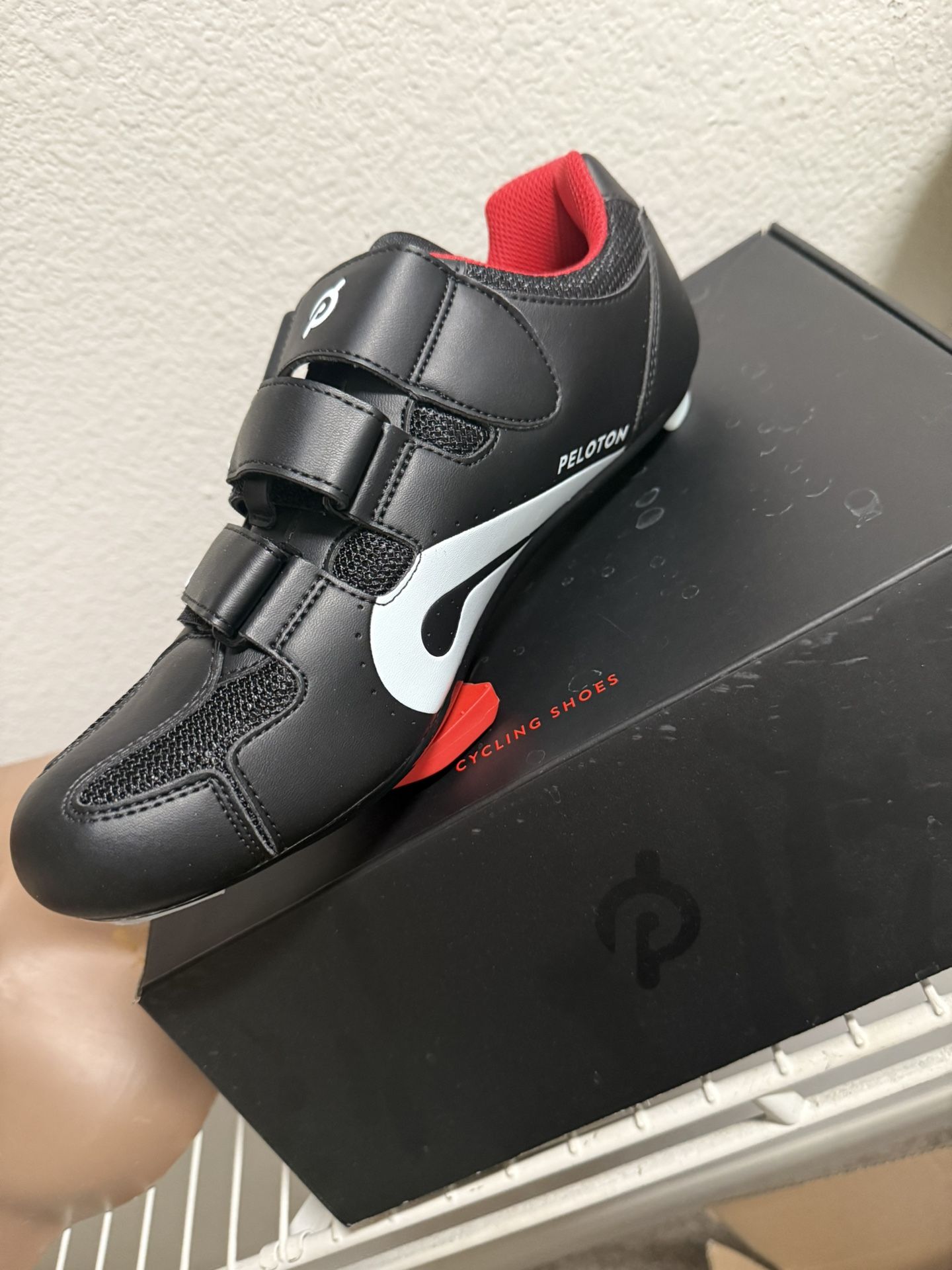 Peloton Cycling Shoes - Size [10 ], Like New w/ Cleats