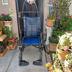 INVACARE ADJUSTABLE BACK SEAT WHEELCHAIR. 