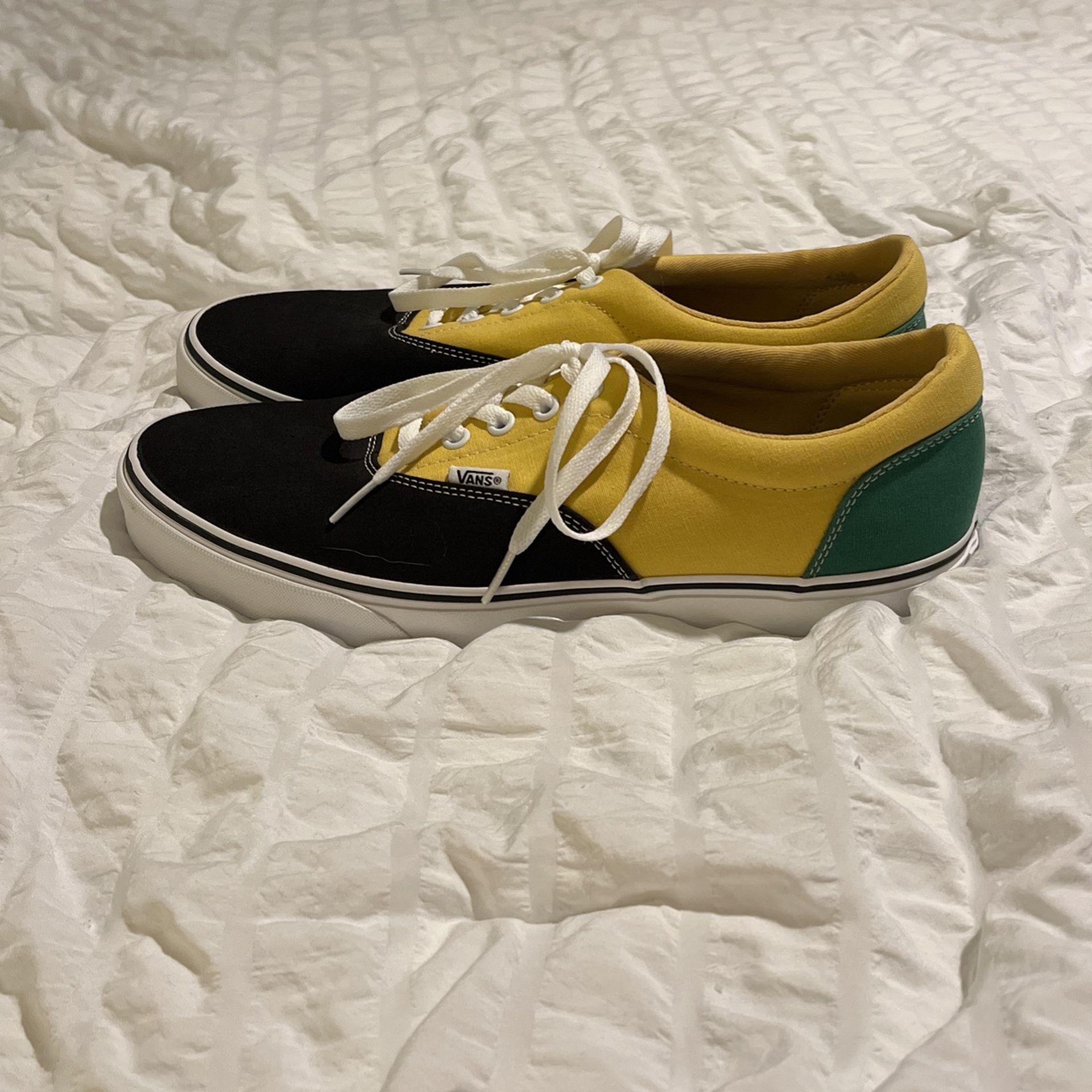 BRAND NEW! Vans Shoes US Men’s Size 12