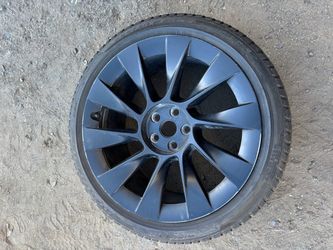 One rim wheel tire 2023 Tesla Y size:20