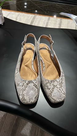 Sofft sandals 7.5 M