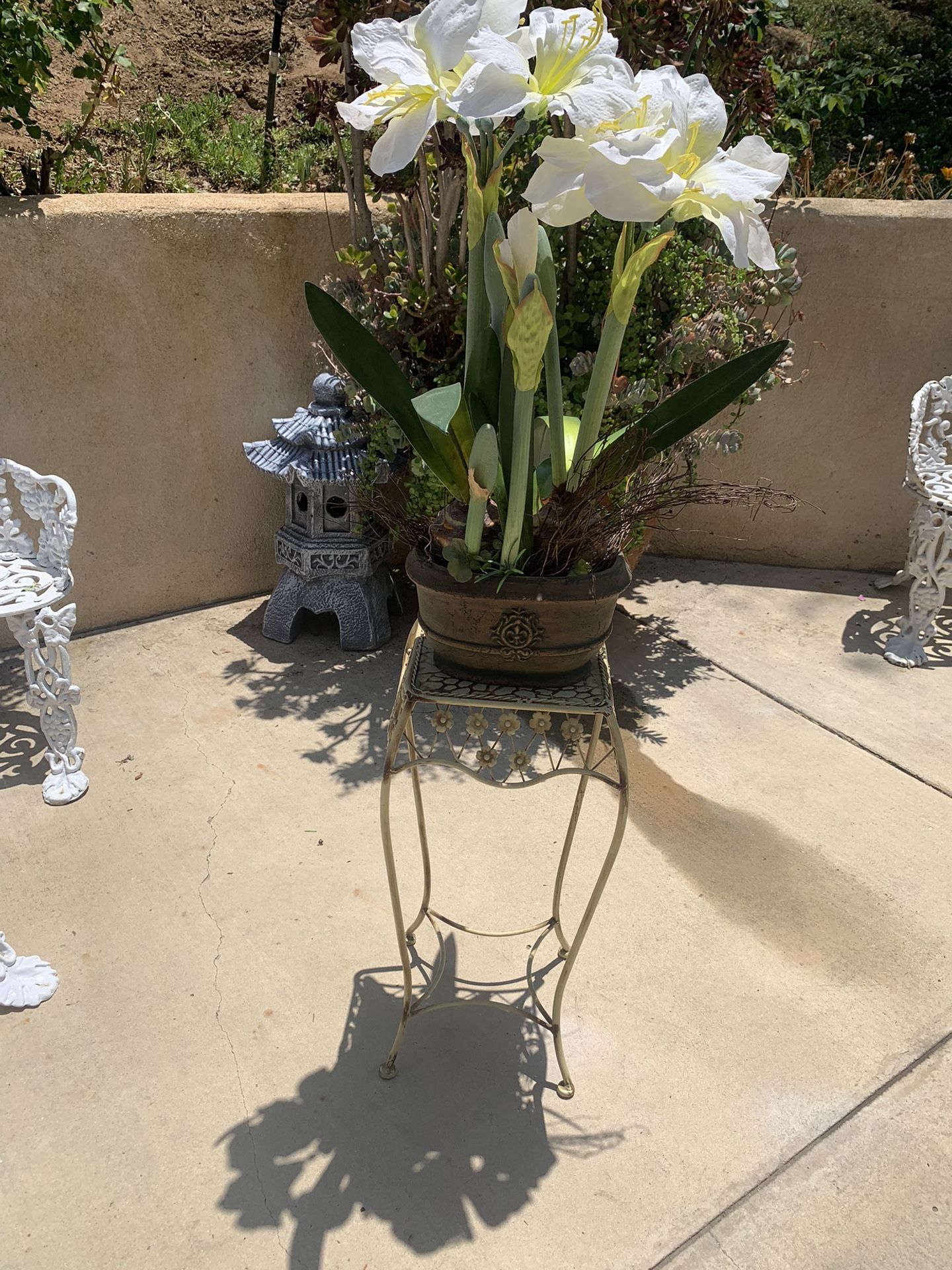 Floral Arrangement With Base