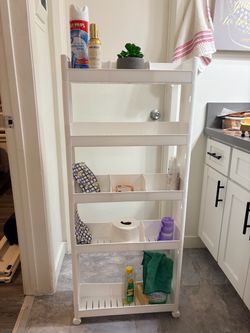 Restroom organizer cart